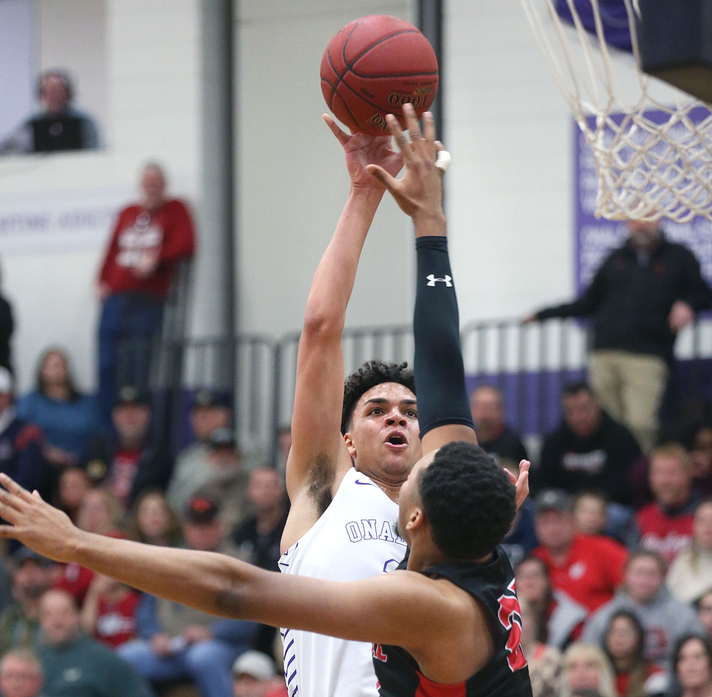 January 17: Central vs. Onalaska